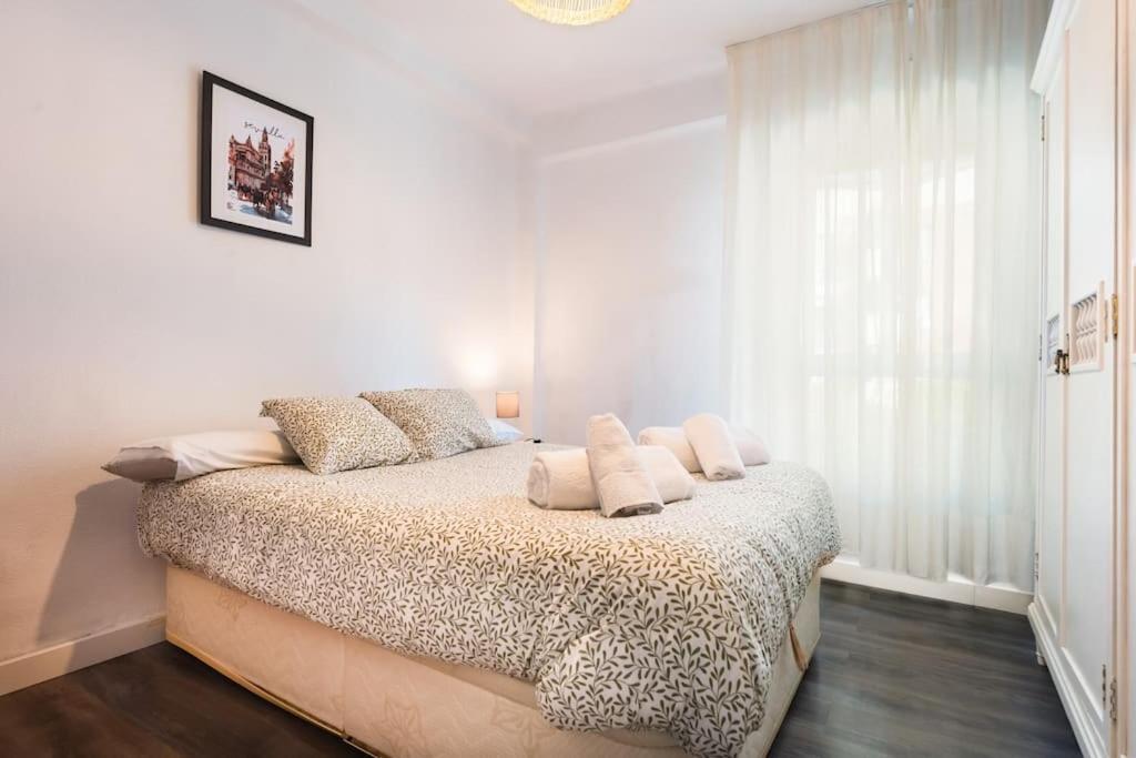 Appartement En Barrio Sevillano, Free Bus, Metro *