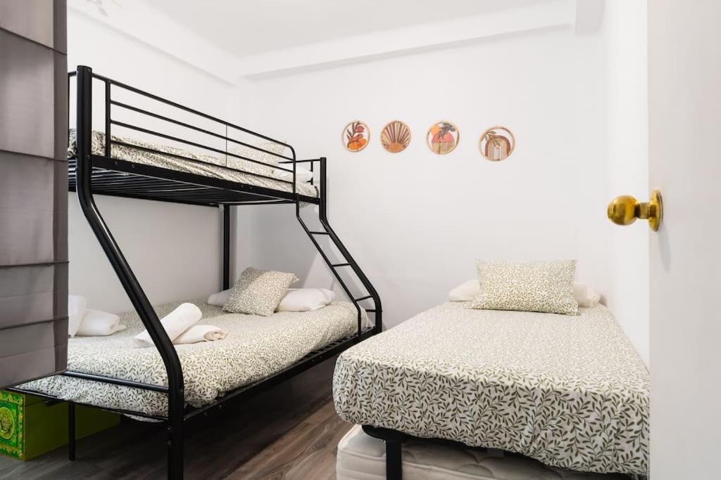 Appartement En Barrio Sevillano, Free Bus, Metro Sevilla