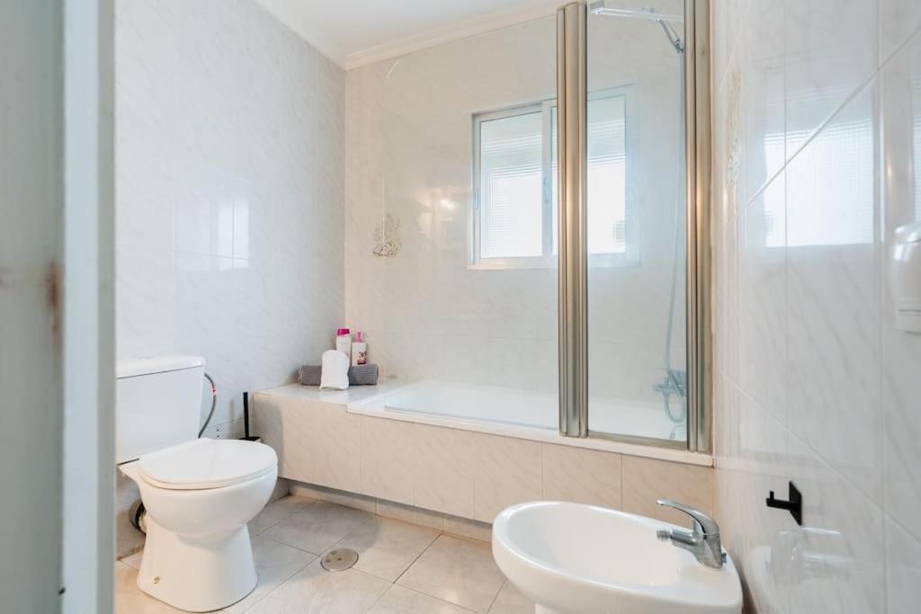 En Barrio Sevillano, Free Bus, Metro Appartement *