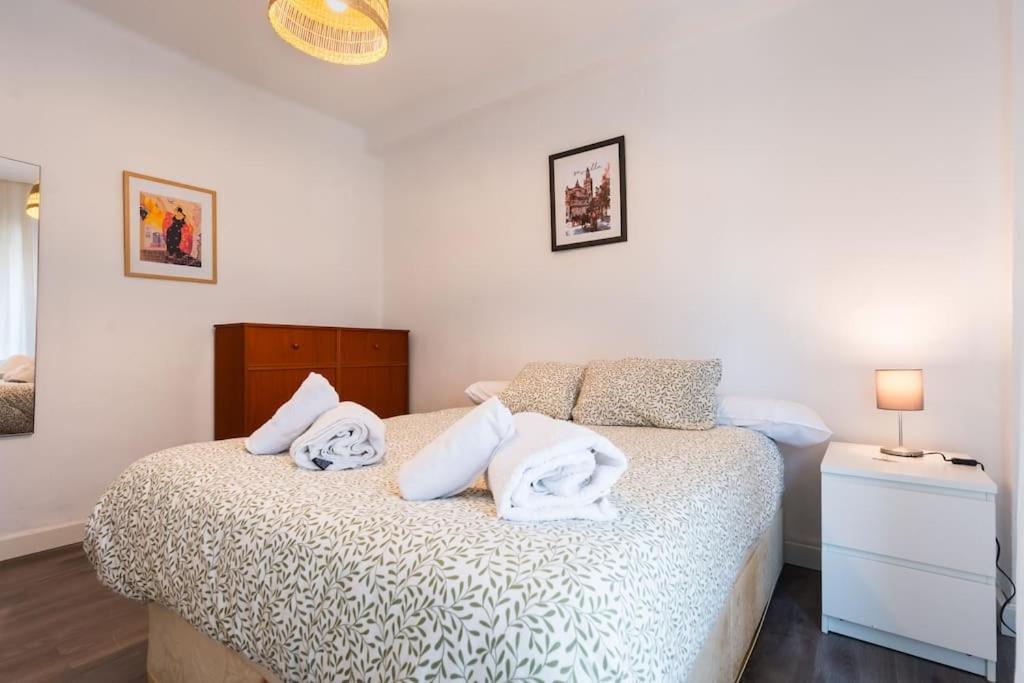 En Barrio Sevillano, Free Bus, Metro Appartement Sevilla