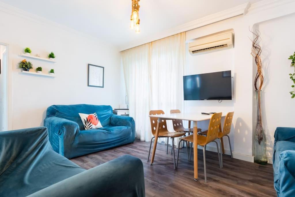 Appartement En Barrio Sevillano, Free Bus, Metro *